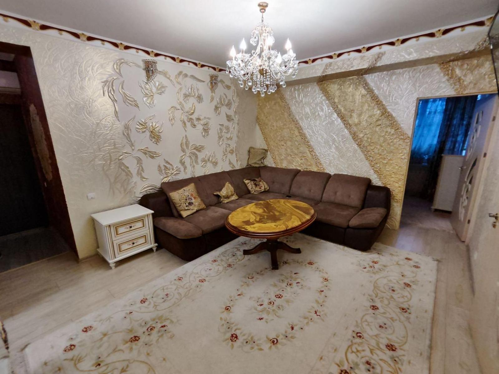 Gold Rose Apartament Chisinau Ngoại thất bức ảnh