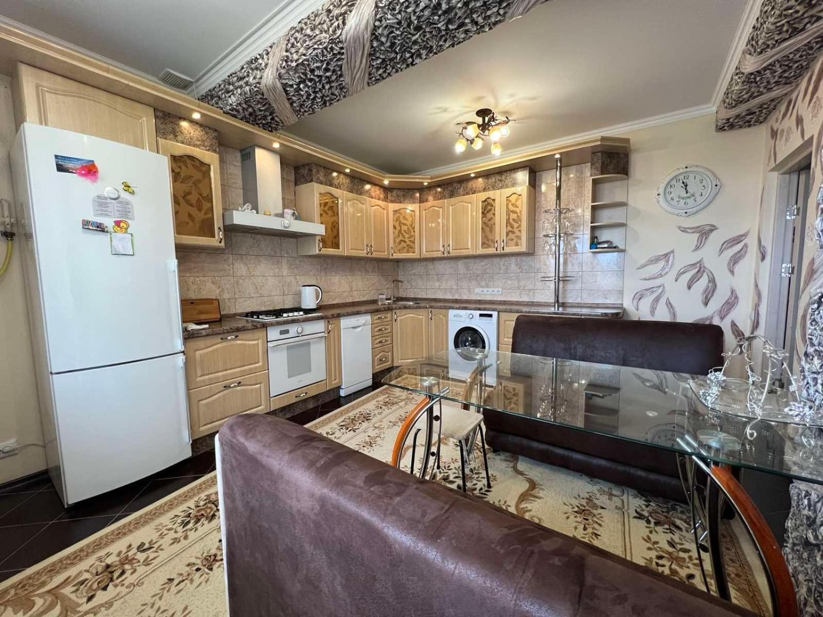 Gold Rose Apartament Chisinau Ngoại thất bức ảnh